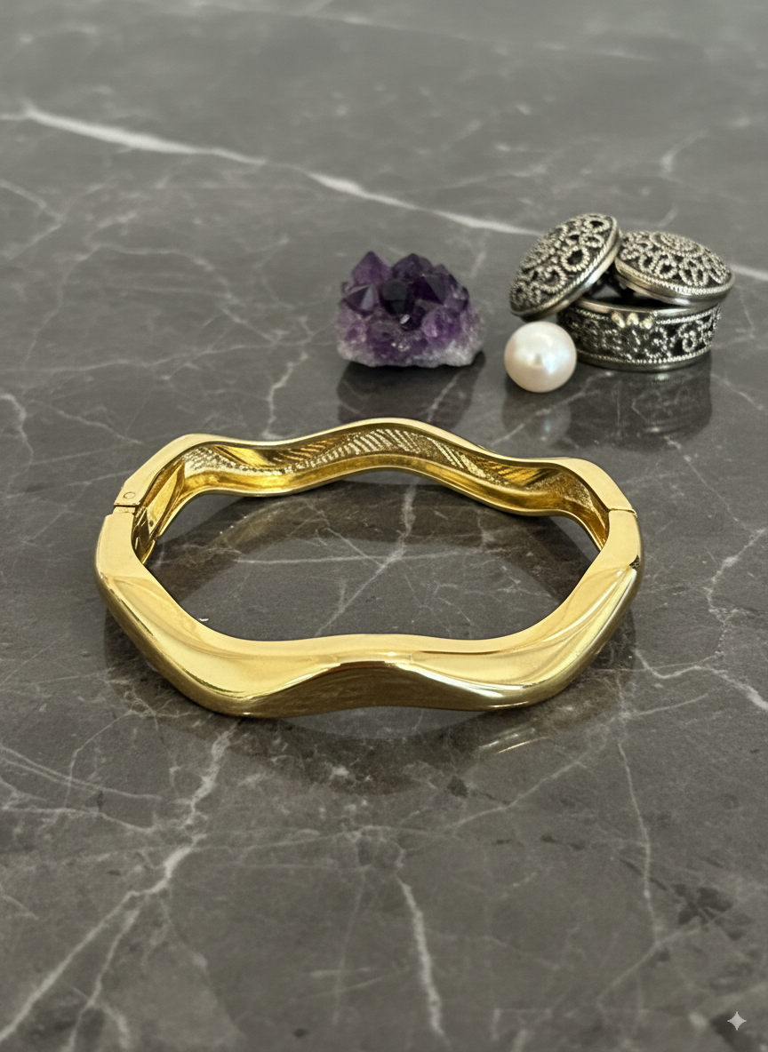 Wave Luxe Gold Bracelet
