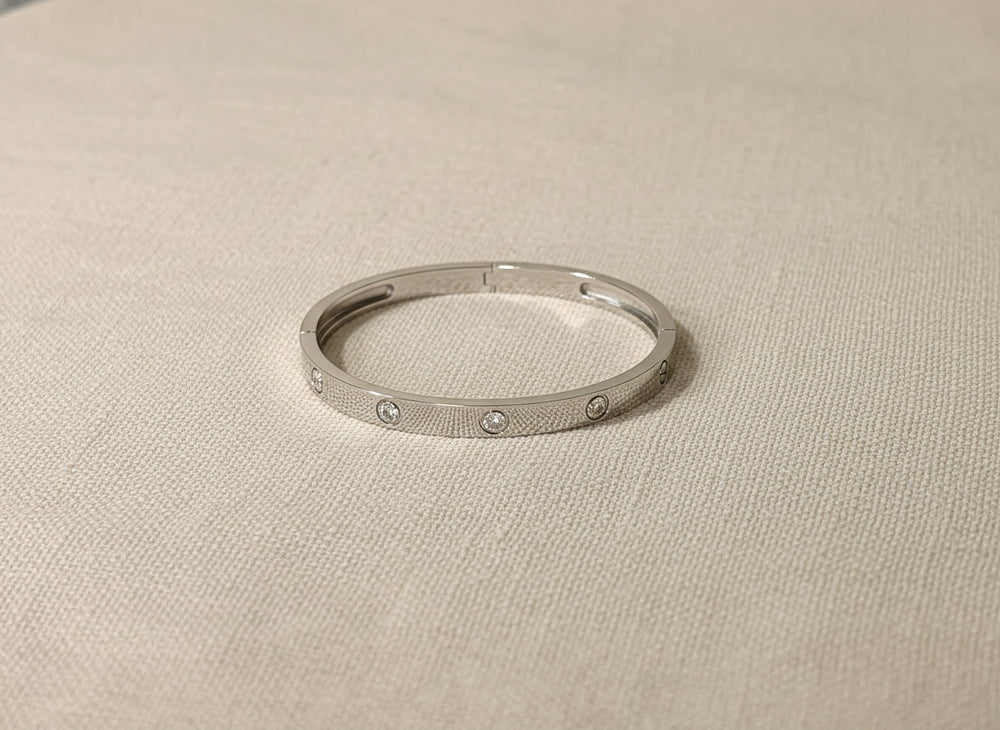 Elegant Silver-Tone Pave Bracelet with Rhinestones - Everyday Luxury & Style