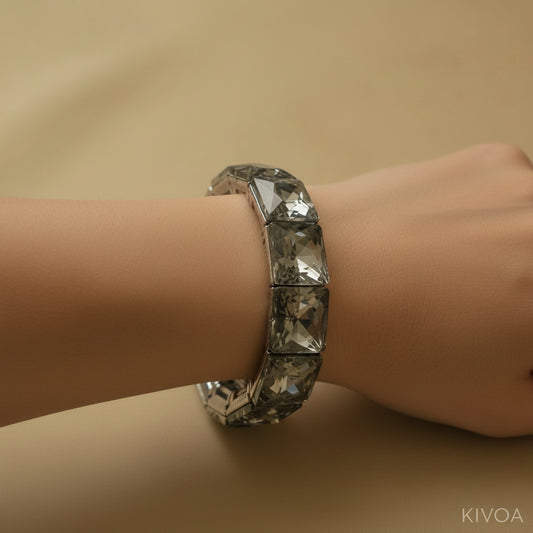 Dazzling Square Crystal Stretch Bracelet - Elegant Statement Jewelry