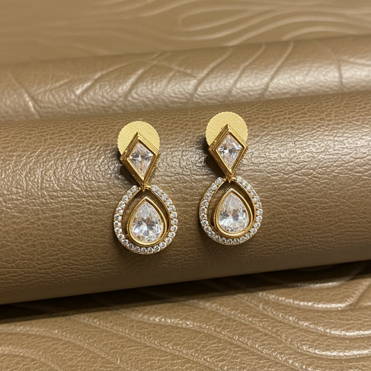 Dazzling Gold-Plated Teardrop & Kite Cubic Zirconia Drop Earrings for Women