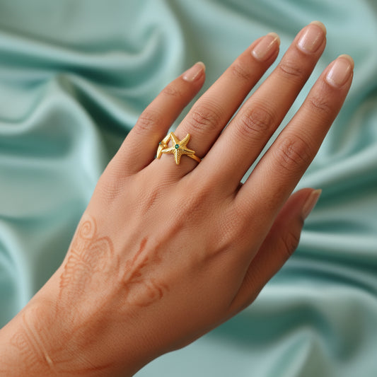 Starfish Ocean-Inspired Gold Ring - Adjustable, Unique Sea-Life Jewelry